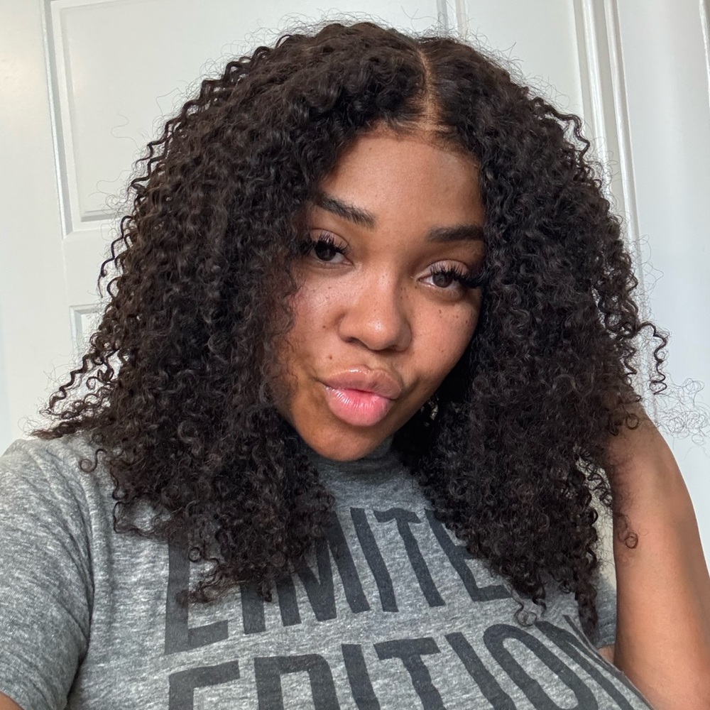 Curly 22 inch wig (C)